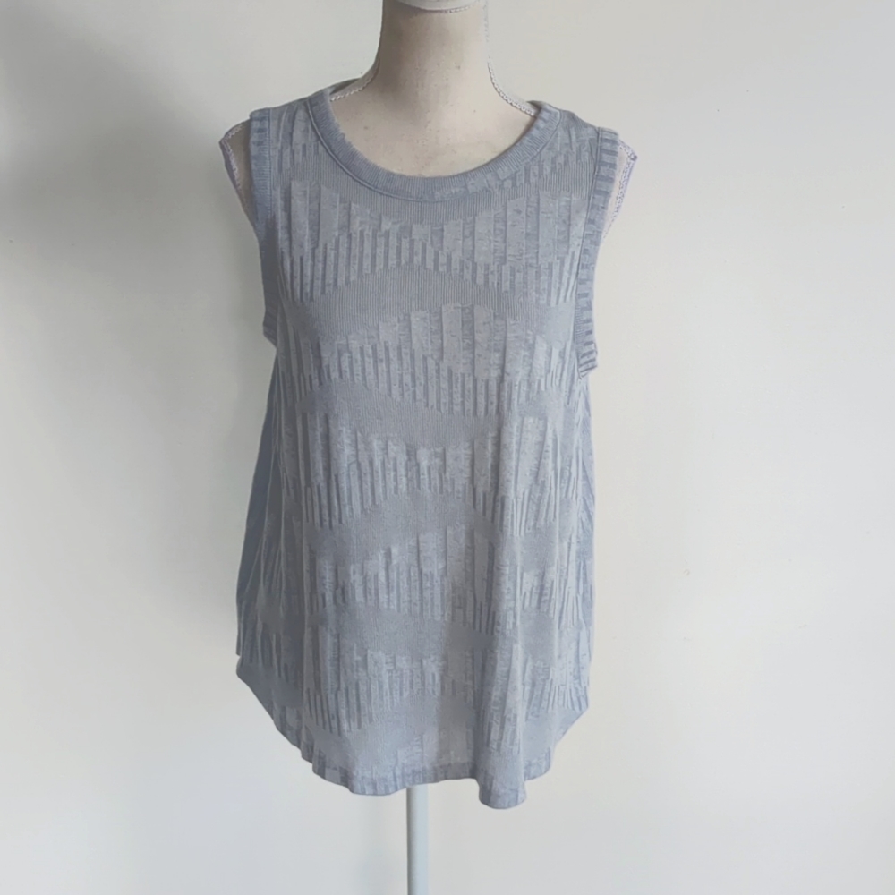 A new day large top